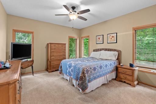26-web-or-mls-2373 Quail Creek Pkwy-26.jpg