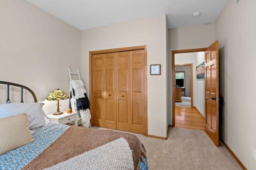 34-web-or-mls-2373 Quail Creek Pkwy-34.jpg