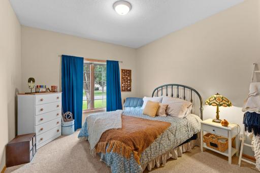 33-web-or-mls-2373 Quail Creek Pkwy-33.jpg