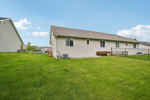 48-web-or-mls-E Cheyenne St-S0207-048.jpg