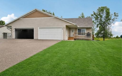 428 E Cheyenne Street, Roberts, WI 54023
