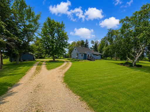 5766 County 12 Boulevard, Kenyon, MN 55946