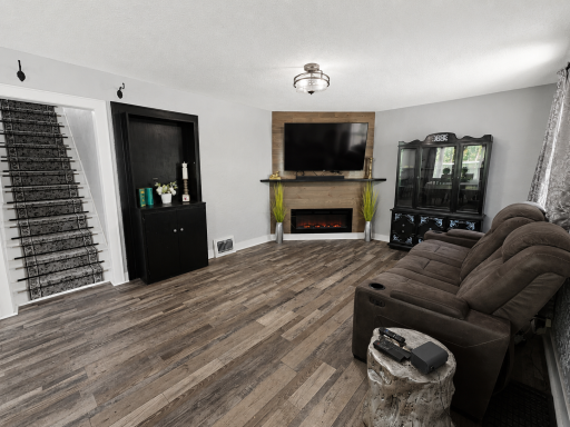 5766 County 12 Boulevard, Kenyon, MN 55946