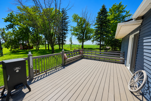 5766 County 12 Boulevard, Kenyon, MN 55946