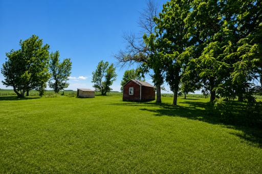 5766 County 12 Boulevard, Kenyon, MN 55946