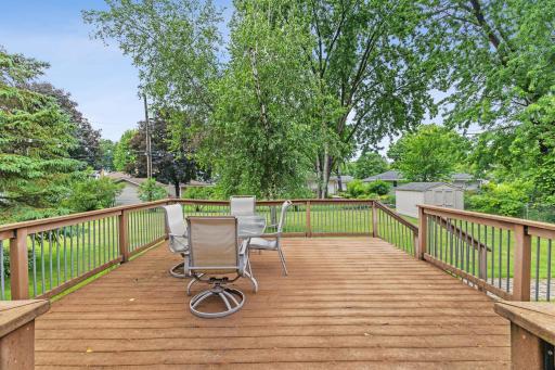 1405 Belmont Lane W, Saint Paul, MN 55113