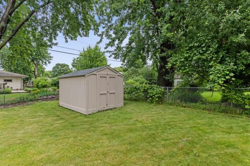 1405 Belmont Lane W, Saint Paul, MN 55113