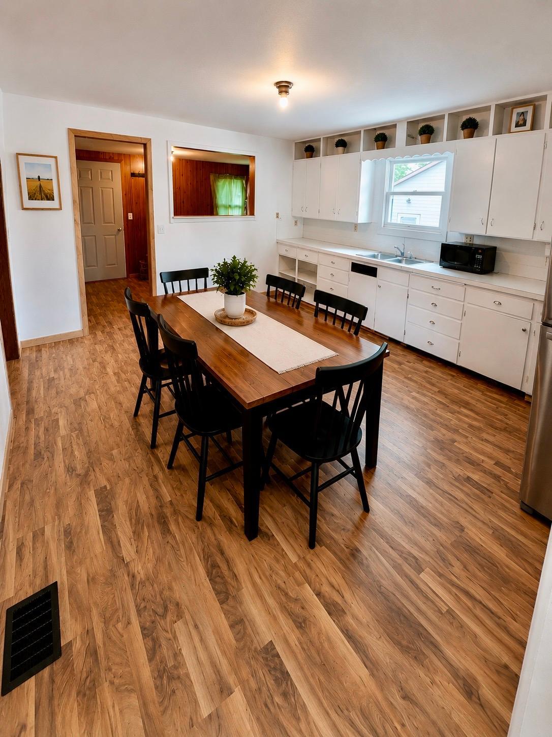 kitchen 11.jpg