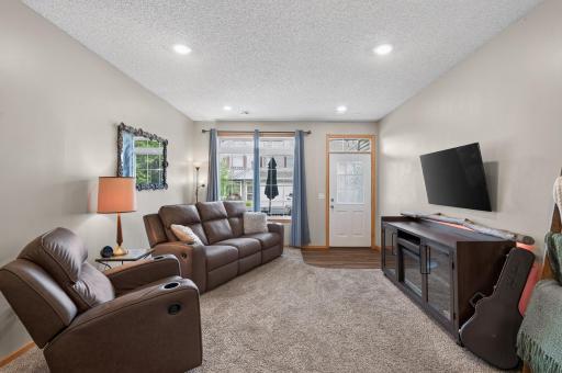 48 River Woods Drive W, Saint Paul Park, MN 55071