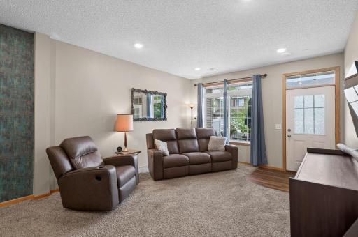 48 River Woods Drive W, Saint Paul Park, MN 55071