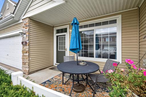 48 River Woods Drive W, Saint Paul Park, MN 55071