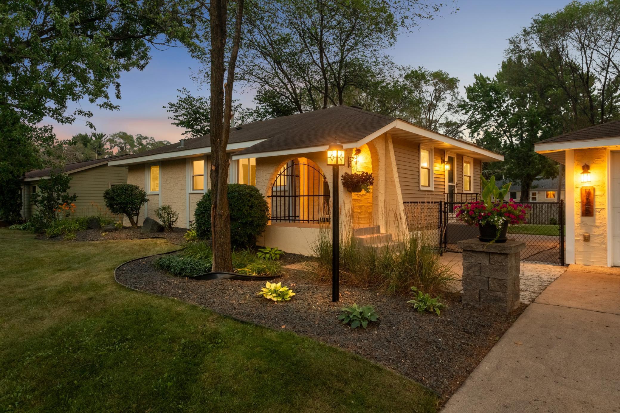 Property photo for 725 82nd Avenue N, Minneapolis, MN 55444
