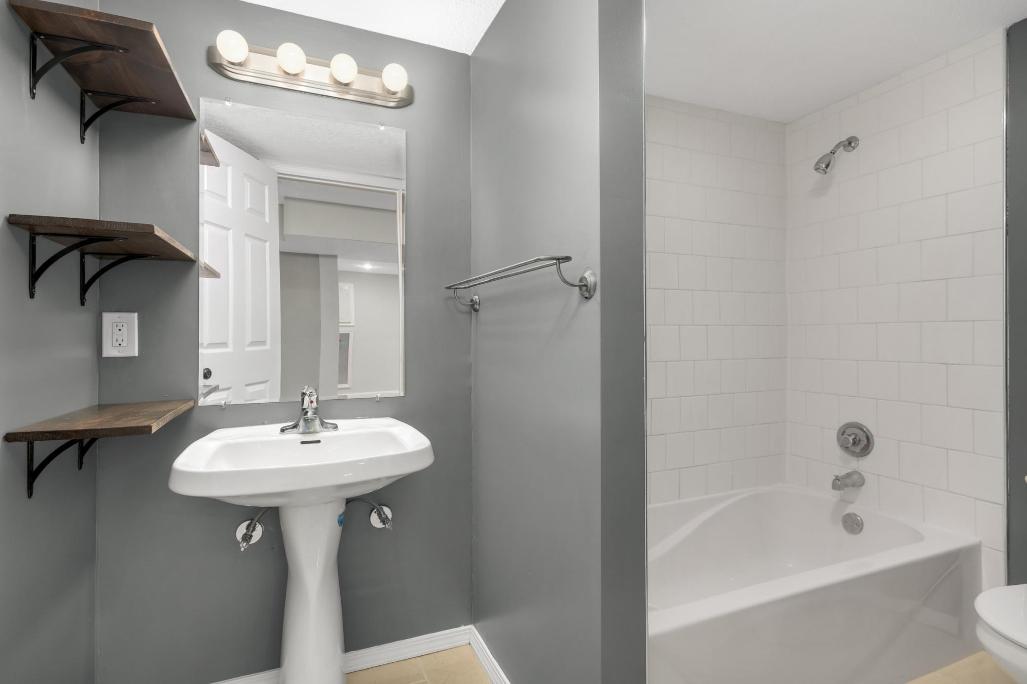 lower level bath
