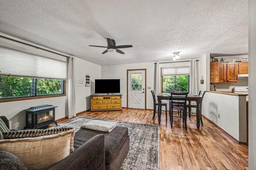 1516 Helmo Avenue N, Saint Paul, MN 55128