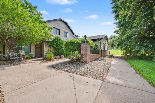 1516 Helmo Avenue N, Saint Paul, MN 55128