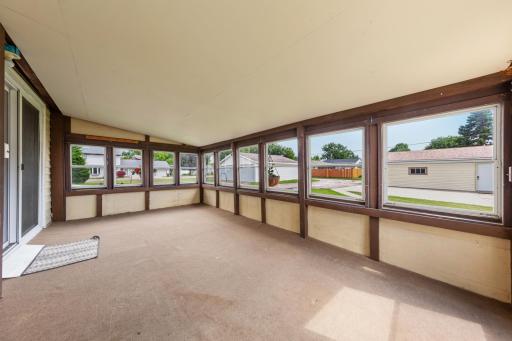 1235 Marsh Street, Mankato, MN 56001