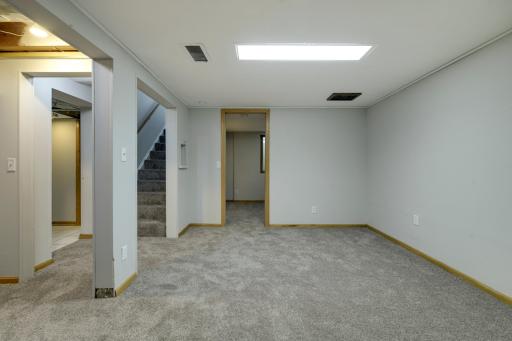 5718 Sumter Avenue N, Crystal, MN 55428