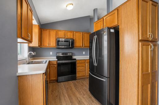 Kitchen (2)