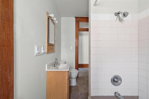 319/321 Aurora Avenue, Saint Paul, MN 55103