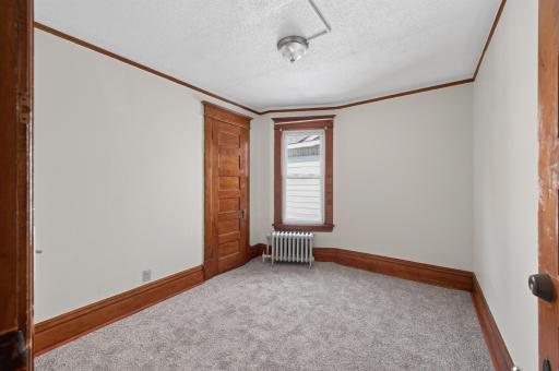 319/321 Aurora Avenue, Saint Paul, MN 55103