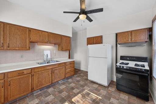 319/321 Aurora Avenue, Saint Paul, MN 55103