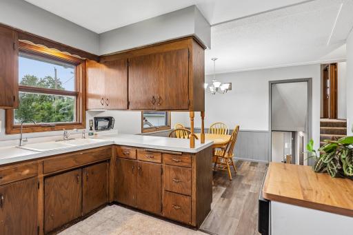 1720 69th Avenue N, Minneapolis, MN 55430