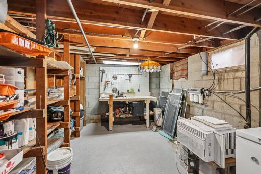 1720 69th Avenue N, Minneapolis, MN 55430