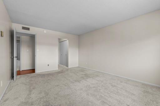 4075 W 51st Street, 204, Minneapolis, MN 55424