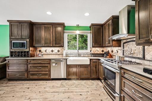12501 63rd Avenue N, Osseo, MN 55369