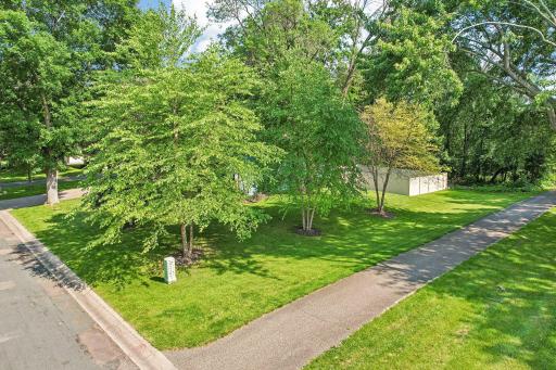 12501 63rd Avenue N, Osseo, MN 55369