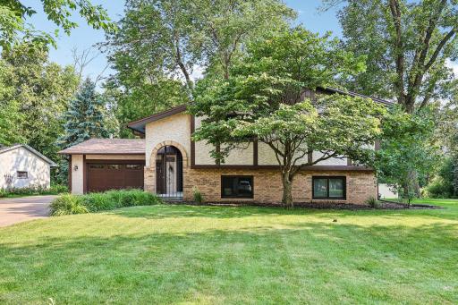 12501 63rd Avenue N, Osseo, MN 55369