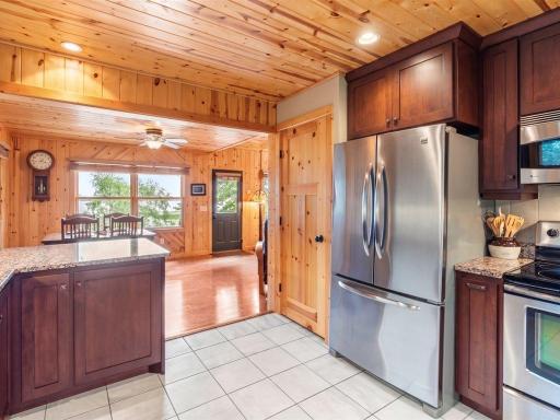 6485 Lendee Drive, Nisswa, MN 56468
