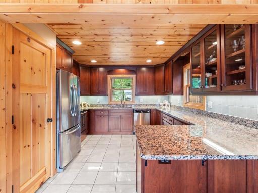 6485 Lendee Drive, Nisswa, MN 56468