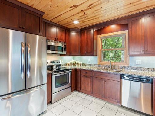 6485 Lendee Drive, Nisswa, MN 56468