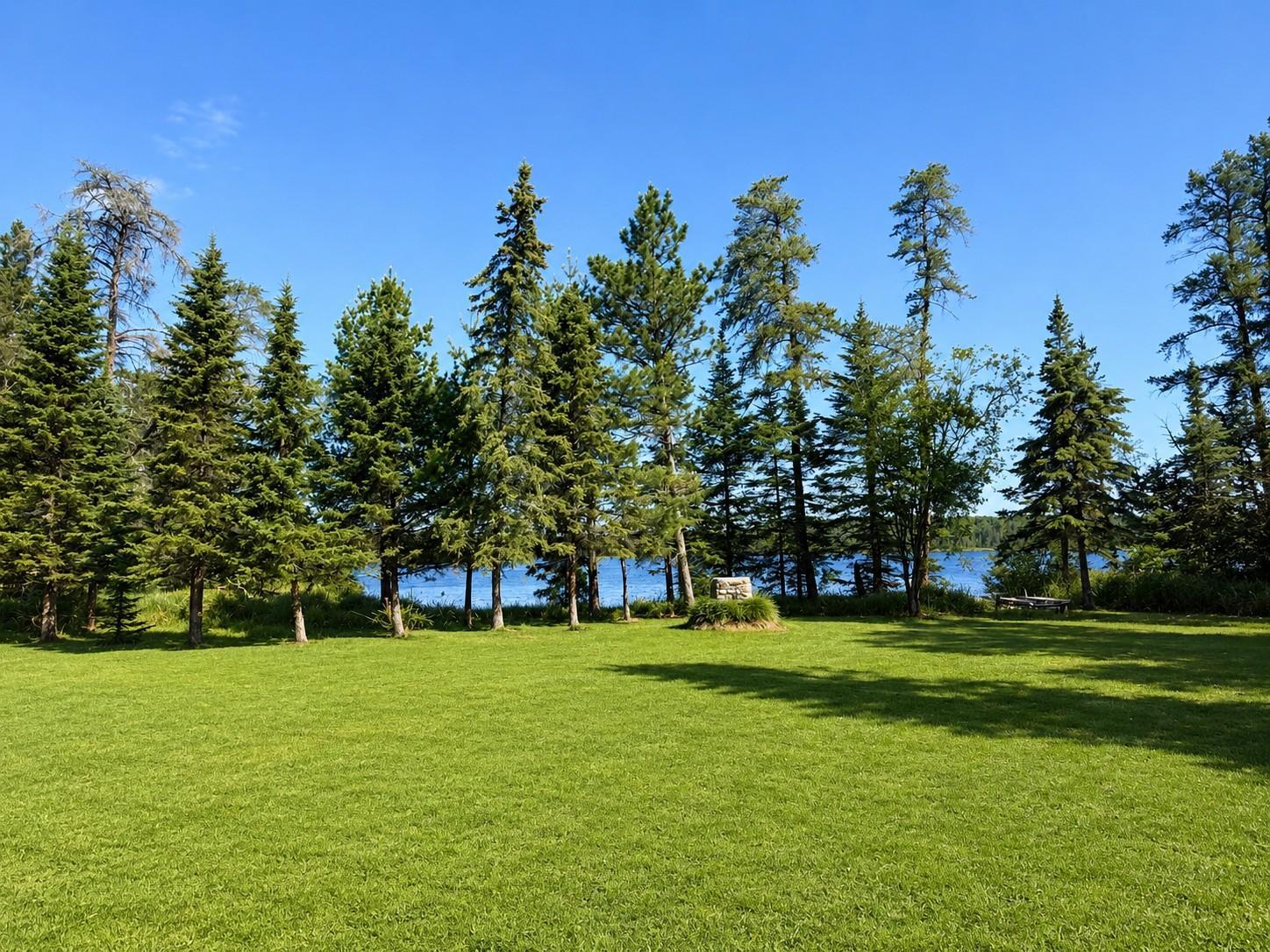 1717 Pine St Rd outside 7 lakeJPG.JPG