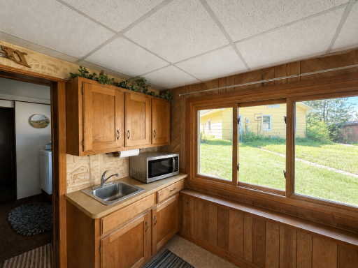 1717 Pine st lower kitchenette with ai.JPG.png