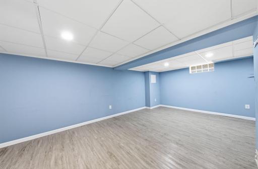 1004 Western Avenue N, Saint Paul, MN 55117