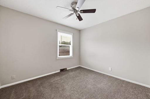 1004 Western Avenue N, Saint Paul, MN 55117