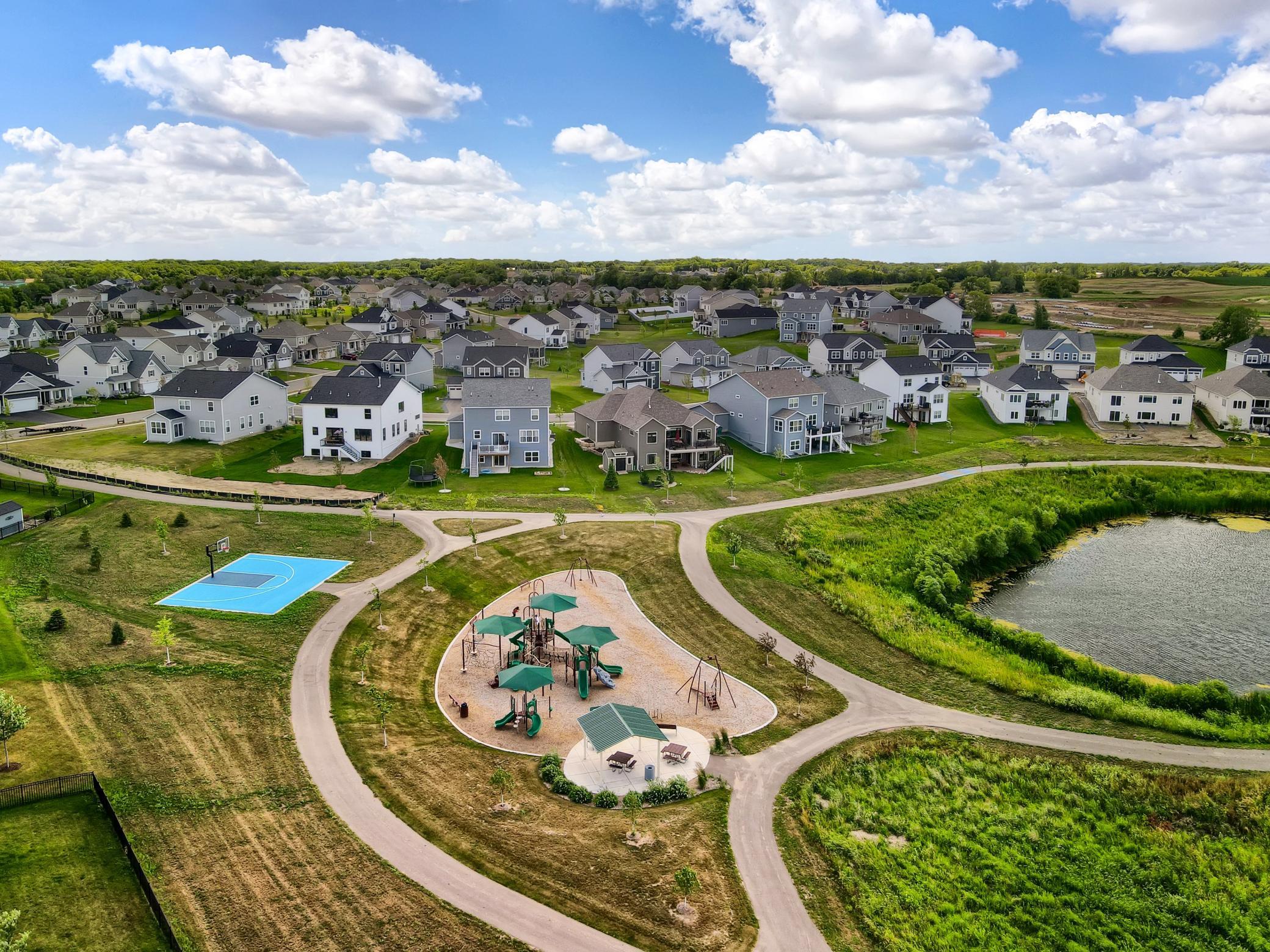 Riverwalk is where dream homes are made! Fall in love with the community pool, club house, miles of walking trails, parks, & the Mississippi river just down the street with Cloquet Overlook Park. It's a beautiful blend of city & lots of nature!!!!!!
