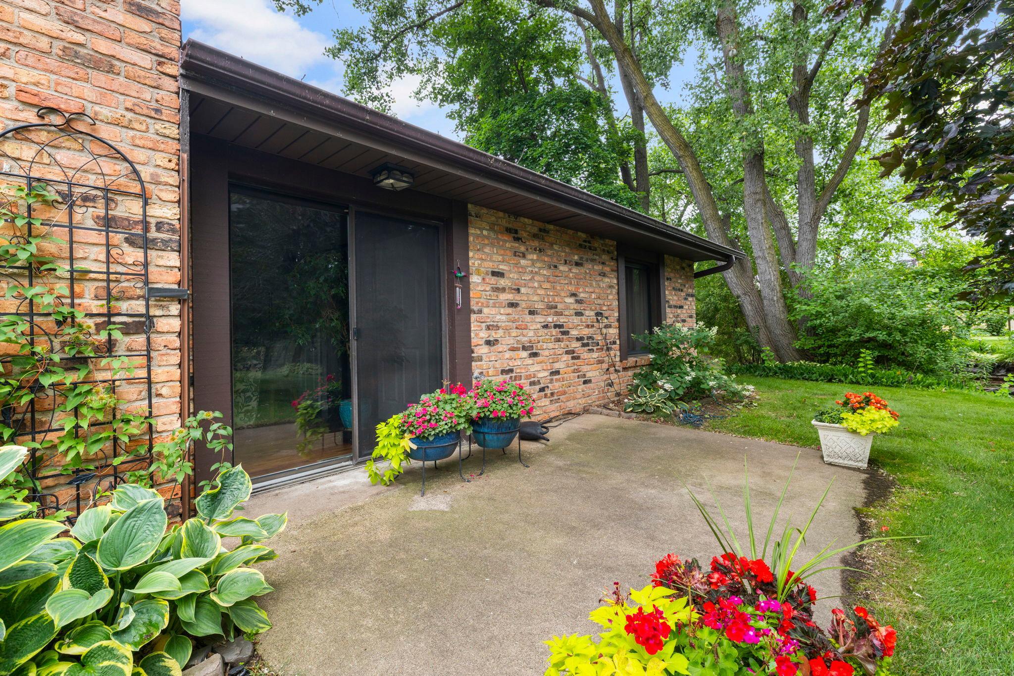 Side patio with views