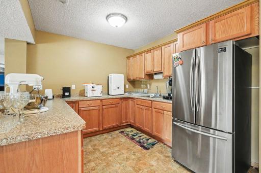 6452 Pheasant Hills Drive, Hugo, MN 55038