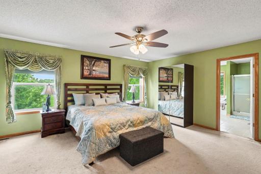 6452 Pheasant Hills Drive, Hugo, MN 55038