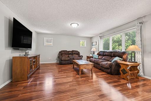 4842 Narrow Way NE, Saint Michael, MN 55376