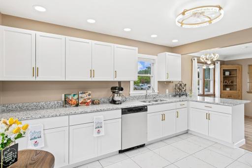 4021 Bloomington Avenue, Minneapolis, MN 55407