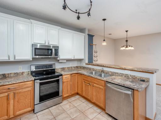 17969 96th Avenue N, Maple Grove, MN 55311