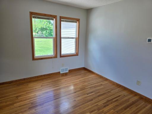 2011 Northwood Drive, Saint Paul, MN 55109