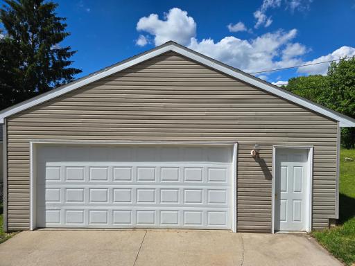 2011 Northwood Drive, Saint Paul, MN 55109