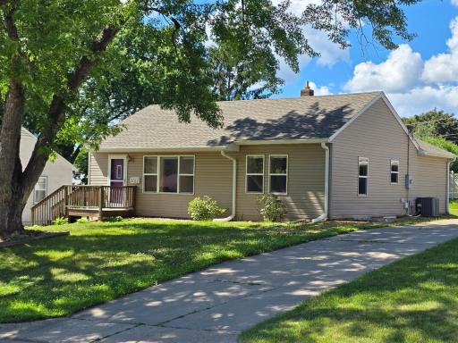 2011 Northwood Drive, Saint Paul, MN 55109
