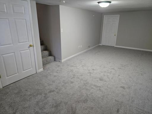 2011 Northwood Drive, Saint Paul, MN 55109