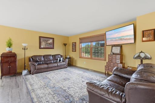 483 Prairie Lane, Hudson, WI 54016